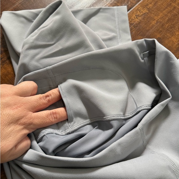 Lululemon Soft Gray Wunder Train HR Tight 25” Leggings - New Without Tags - Picture 3 of 6